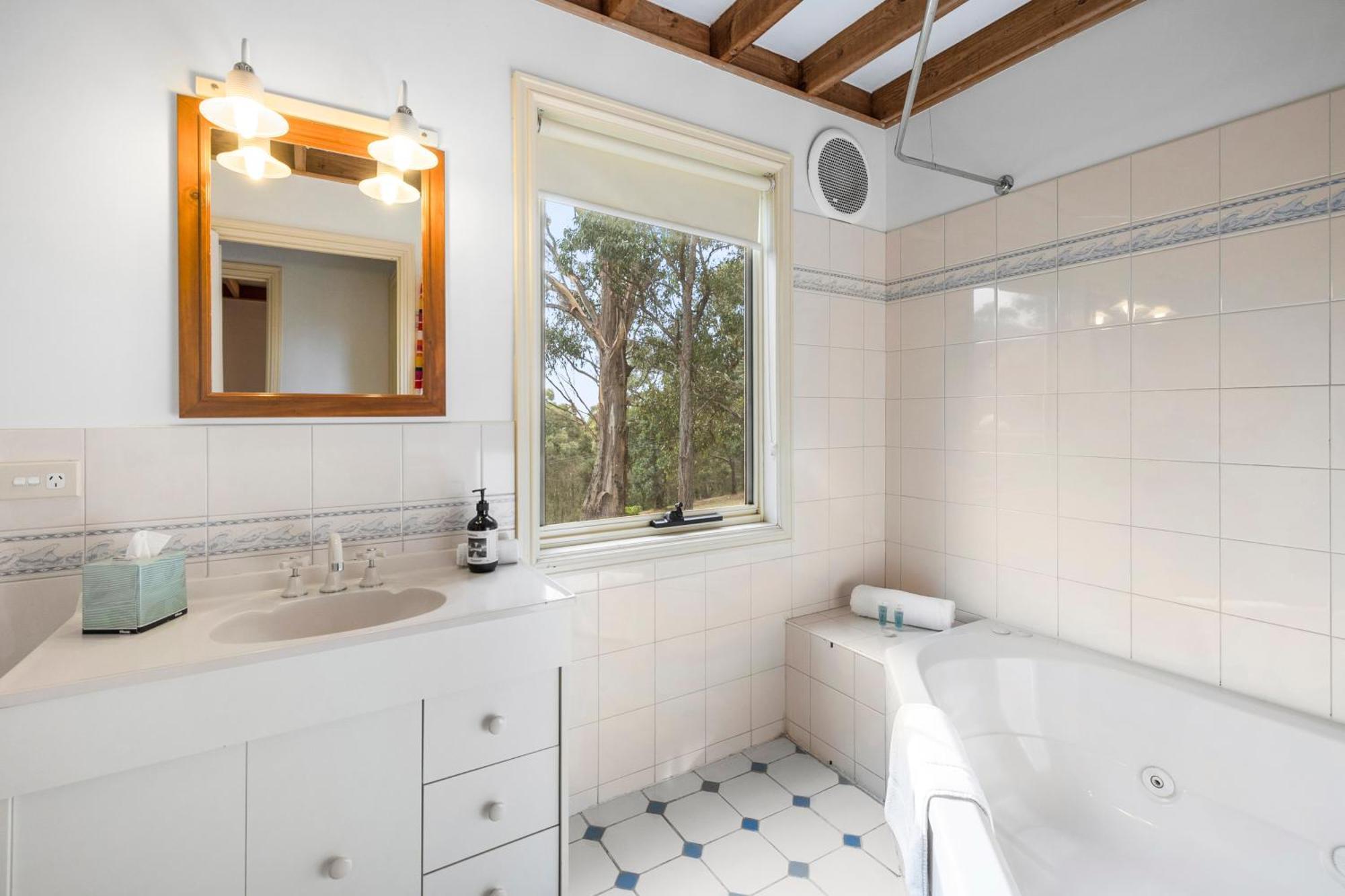 Lorne Bush House Cottages & Eco Retreats Room photo